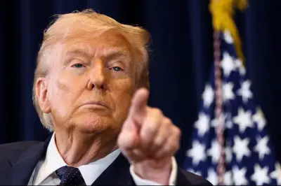 ترامب يحذر إيران من عواقب عسكرية غير مسبوقة إذا لم تزل الألغام من مضيق هرمز