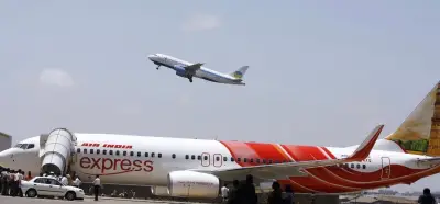 طائرة هندية تهبط اضطرارياً في تايلاند بسبب عطل فني يعطل المطار لساعات