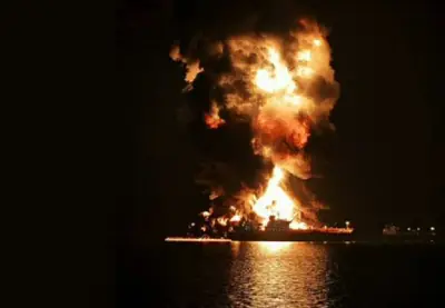 هجوم على ميناء البصرة يودي بحياة شخص ويوقف عمليات تصدير النفط العراقي