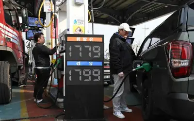 اليابان تطلق احتياطيات النفط الخاصة لمواجهة أزمة مضيق هرمز وتأثيرات التوتر الإيراني