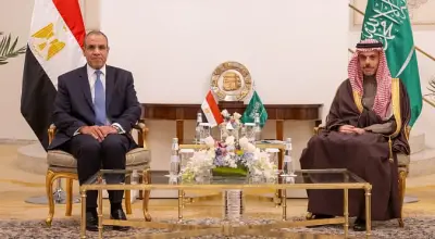 وزير الخارجية يستقبل نظيره المصري في الرياض لبحث التعاون وجهود إحلال السلام