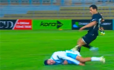 إصابة مروعة للاعب بيراميدز محمد حمدي في كأس مصر: ارتجاج المخ وبلع اللسان