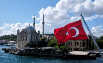 تركيا وسنغافورة تعلنان موعد عيد الفطر بناءً على الحسابات الفلكية