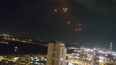 إيران ترد على ضربات إسرائيل بقصف ديمونا النووية وتعلن عن هجوم صاروخي مكثف