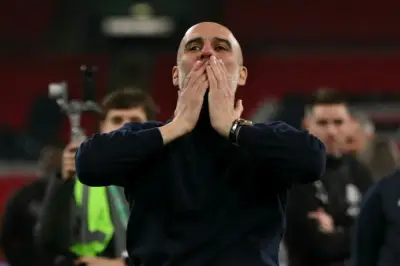 تتويج مانشستر سيتي بكأس الرابطة يُشعل المنافسة على لقب الدوري الإنجليزي