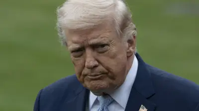 صحيفة التلغراف: ترامب يواجه مأزقاً من صنعه في أزمة مضيق هرمز مع إيران