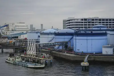 اليابان تطلق احتياطي النفط الحكومي وسط إغلاق مضيق هرمز