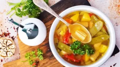 حساء القدّ الربيعي: وجبة خفيفة ومغذية تتناغم مع أجواء الربيع