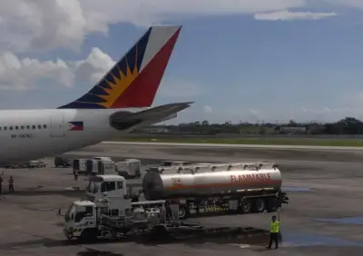 خمسة أيام تفصل العالم عن قفزة تاريخية في أسعار تذاكر الطيران بعد ارتفاع وقود الطائرات