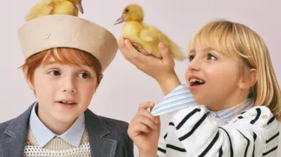 جيل ألفا يسيطر على عالم الموضة: كيف يعيد الأطفال تشكيل صناعة الأزياء؟