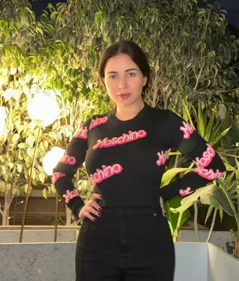 مي عز الدين تظهر لأول مرة بعد تعافيها من أزمة صحية وتطمئن جمهورها