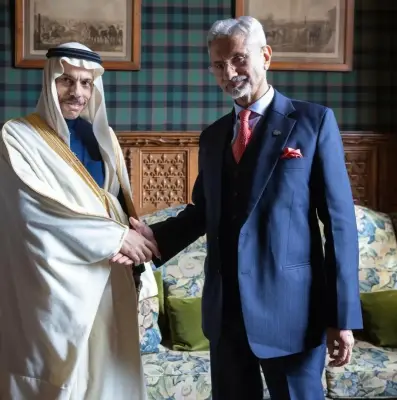 وزير الخارجية السعودي يلتقي نظيره الهندي على هامش اجتماع مجموعة السبع في فرنسا