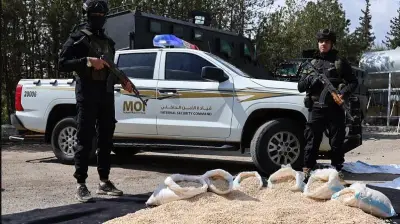 وزارة الداخلية السورية تعلن تفكيك آلة لتغليف المخدرات ومصادرة مليون حبة كبتاغون في درعا