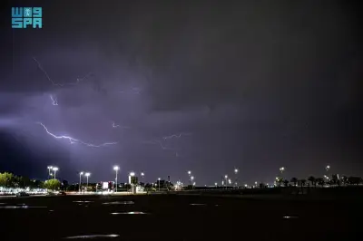 توقعات بزيادة هطول الأمطار في السعودية خلال أبريل مع استمرار التقلبات الجوية