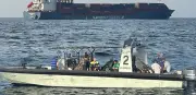 البحرية العمانية تتدخل لإنقاذ سفينة مالطية تعرضت لهجوم صاروخي قرب مضيق هرمز