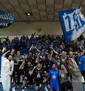 الهلال يتوّج بطلاً للدوري الممتاز للكرة الطائرة بعد فوزه على النصر في الرياض