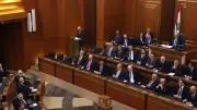 البرلمان اللبناني يمدد ولايته عامين ويؤجل الانتخابات وسط تصاعد الحرب الإقليمية