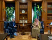 وزير الخارجية السعودي يستقبل نظيره البريطاني لبحث التعاون الثنائي وتطورات المنطقة