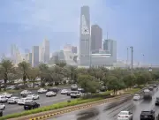 الأرصاد السعودية تصدر تحذيرات حمراء بأمطار غزيرة على الرياض ومحافظاتها