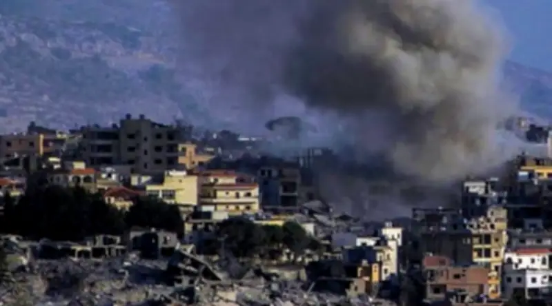 جيش الاحتلال يدمر أكثر من 1000 موقع لحزب الله في جنوب لبنان