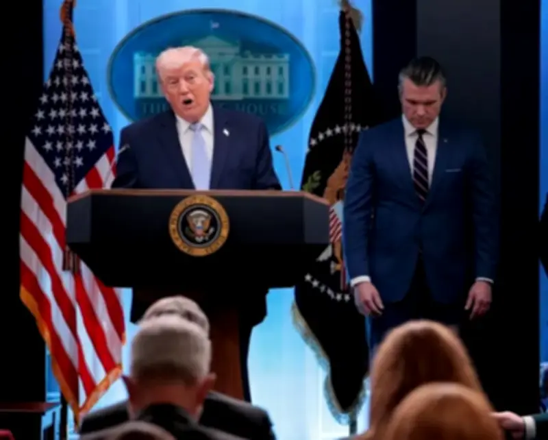 ترمب يصف إسقاط الطائرة الأمريكية بـ"ضربة حظ" ويكشف عن مشاركة 155 طائرة في عمليات الإنقاذ الخطيرة