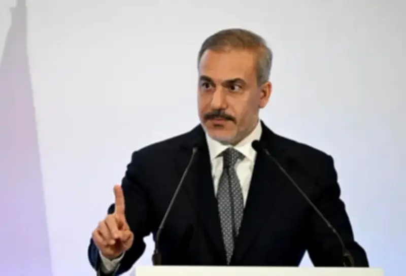 السعودية تطلق أكبر مشروع للطاقة الشمسية في الشرق الأوسط بقدرة 2.6 جيجاوات