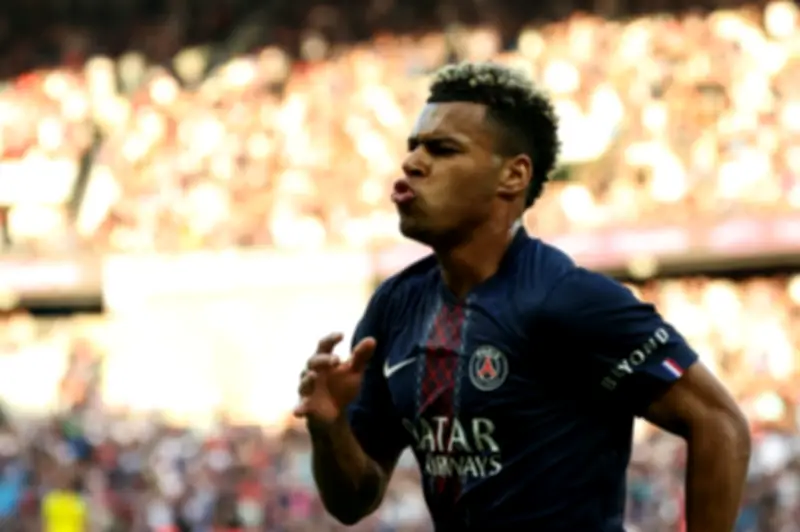 سان جرمان يعزز صدارته في الدوري الفرنسي بفوز ساحق على نانت 3-0