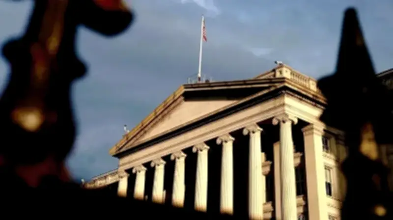 الخزانة الأمريكية تفرض عقوبات على 35 كياناً إيرانياً