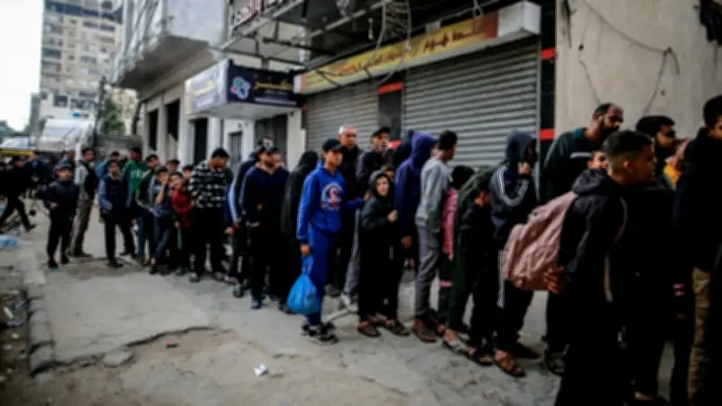 غزة تواجه أزمة طحين حادة: 450 طنًا مطلوبة يوميًا مقابل 200 متاحة فقط