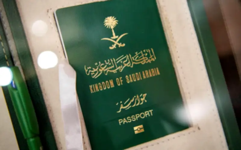 جواز السفر السعودي يحقق قفزة نوعية ويصل إلى المرتبة 54 عالميًا مع دخول 89 دولة دون تأشيرة