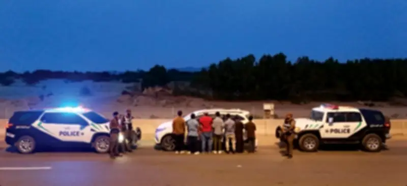 قوات أمن الحج تضبط مقيماً ميانمارياً لنقل 6 مخالفين لمكة