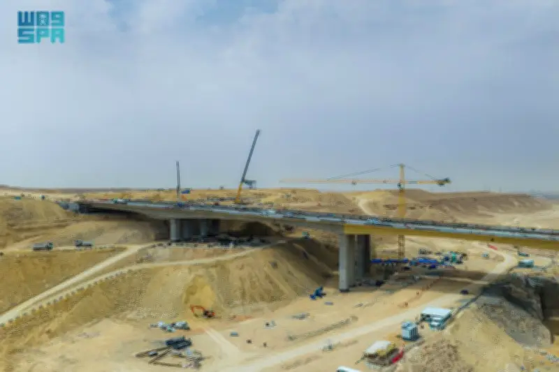 إنجاز 65% من امتداد طريق الطائف في الرياض بتكلفة 13 مليار ريال