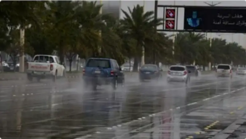 أمطار رعدية غزيرة وسيول متوقعة في 8 مناطق سعودية اليوم