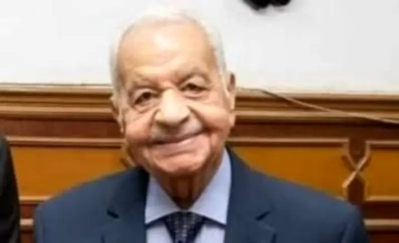 وفاة اللواء كمال مدبولي والد رئيس وزراء مصر عن 91 عاماً