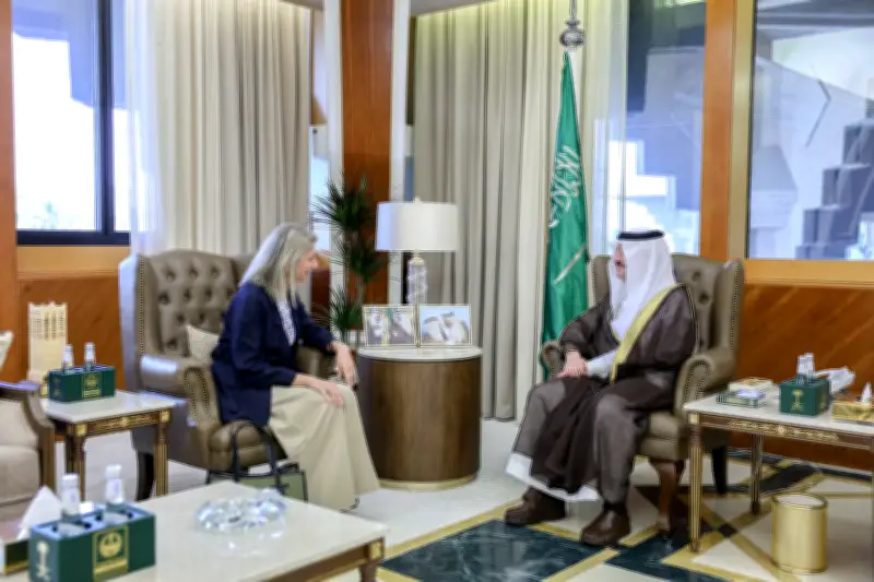 أمير المنطقة الشرقية يستقبل سفيرة اليونان لتعزيز العلاقات الثنائية