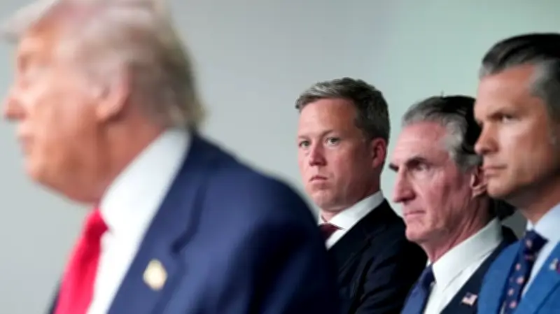 صراع القيادة في البنتاغون: إقالات سريعة وحرب ترقيات تهدد استقرار الجيش الأميركي