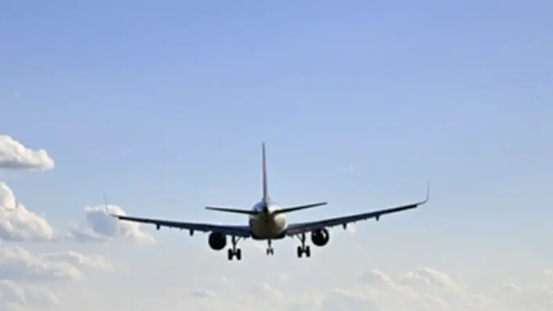 قطر تعلن العودة التدريجية للخطوط الجوية الأجنبية إلى مطار حمد الدولي بعد مراجعة السلامة