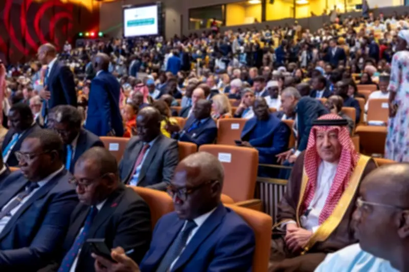 نيابة عن وزير الخارجية.. نائب الوزير يشارك في المنتدى الدولي للسلم والأمن بداكار