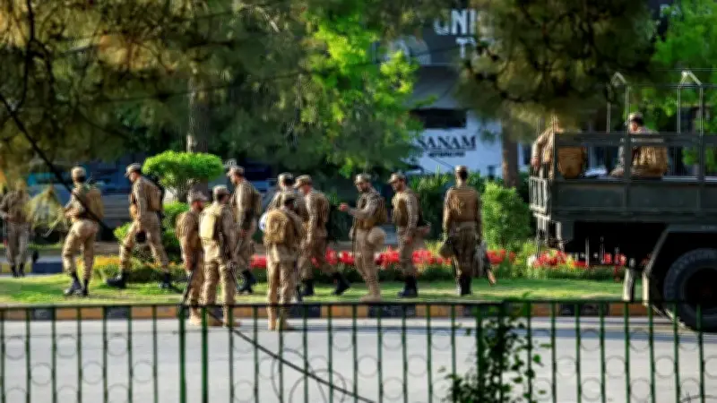 واشنطن وطهران تستعدان لاستئناف العمليات العسكرية مع تصاعد التهديدات واتهامات بانتهاك الهدنة