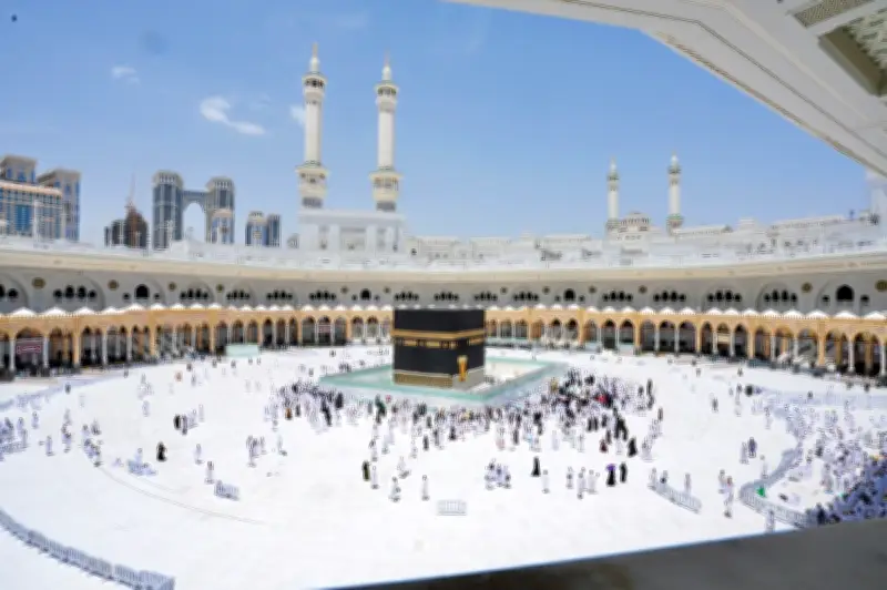 السعودية تطلق خدمة رقمية لمراقبة الازدحام في مناطق الطواف والسعي بالمسجد الحرام