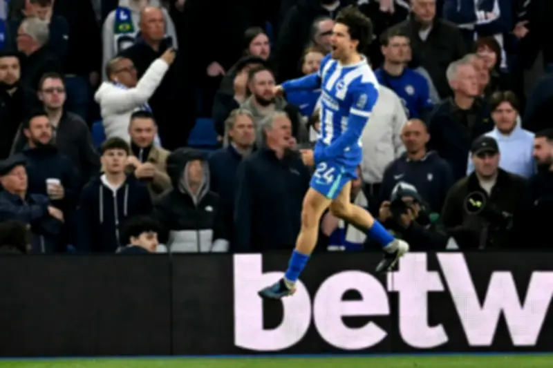 برايتون يوجه ضربة قاضية لتشلسي ويبعده عن دوري الأبطال في الدوري الإنجليزي