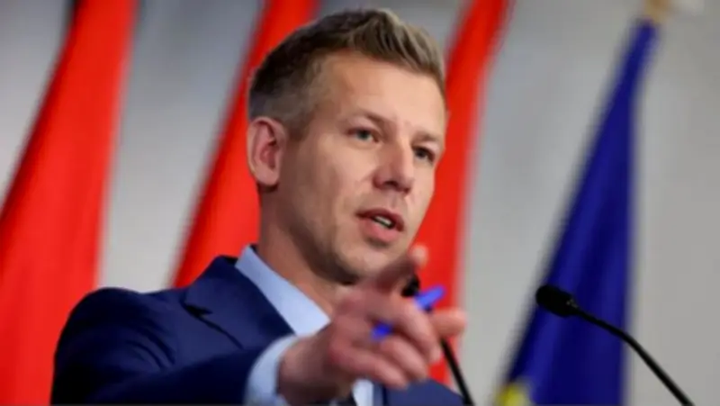 رئيس وزراء المجر الجديد يتعهد باعتقال نتنياهو إذا دخل أراضيه