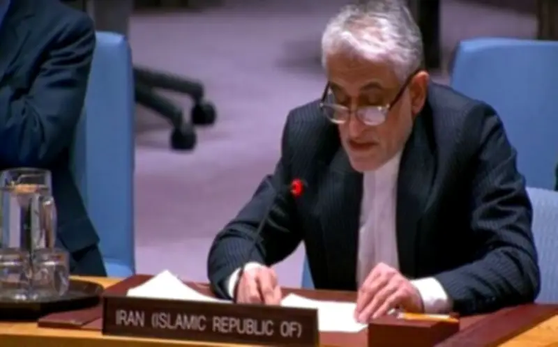 إيران تشترط رفع الحصار البحري لبدء المفاوضات مع واشنطن