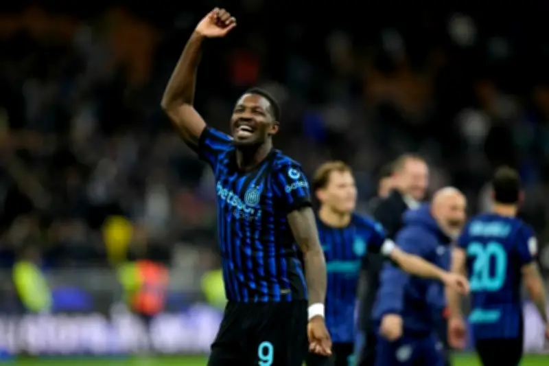 إنتر يقترب من السكوديتو والكلاسيكو يعيد رسم سباق الأبطال في الدوري الإيطالي