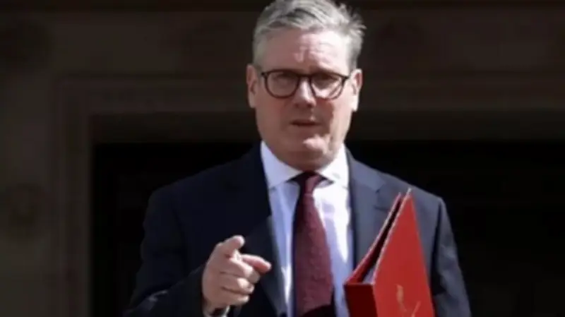 لندن ترد على تسريبات واشنطن: سيادة فوكلاند راسخة ولن نخضع للضغوط