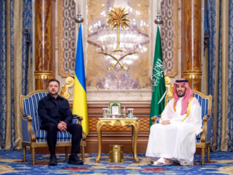 أمير الرياض يطلع على مشاريع تطويرية في العاصمة