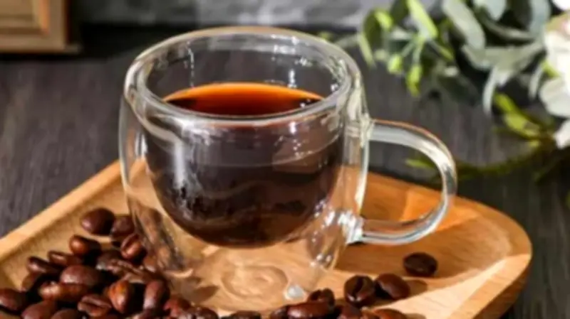 دراسة جديدة: القهوة تحسن المزاج وتقلل الاكتئاب عبر بكتيريا الأمعاء