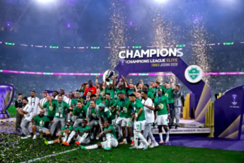 العشرة لاعبين يحتفظ الأهلي بلقب دوري أبطال آسيا بفوز على ماتشيدا