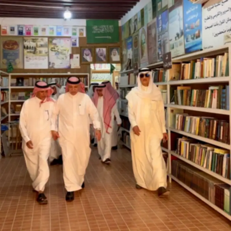 وزير التجارة يزور شقراء ويوقع اتفاقية لتعليم الذكاء الاصطناعي لطلاب القصب