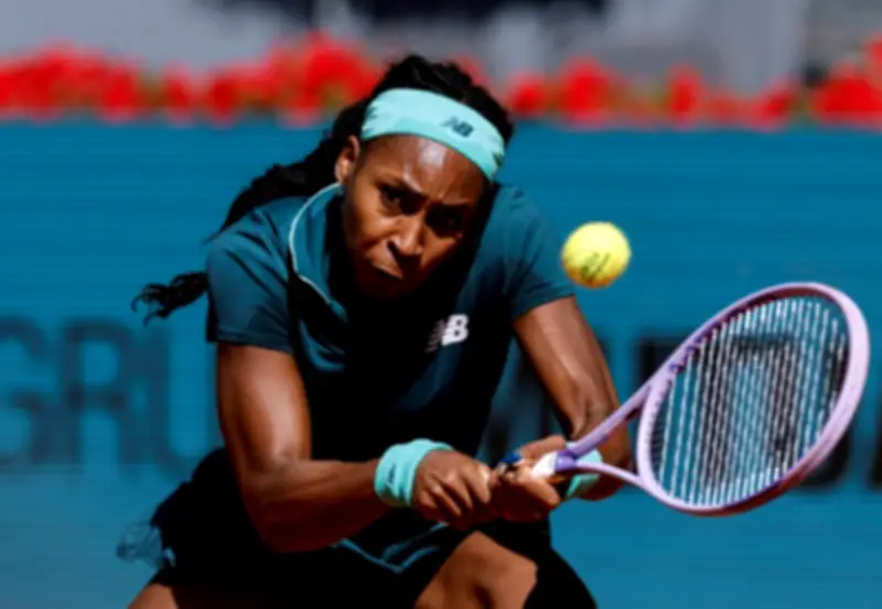 كوكو غوف تتغلب على المرض وتتأهل لثمن نهائي مدريد للتنس